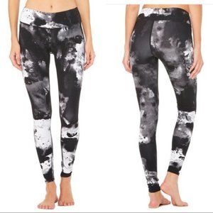 ALO YOGA Airbrush Leggings In Black Blast Size Small